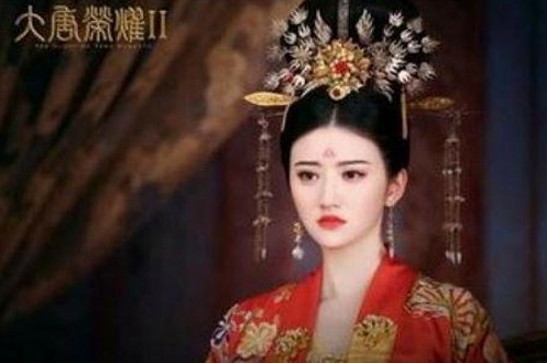 郭京飞与吃瓜微博博主：娱乐圈的新互动风潮