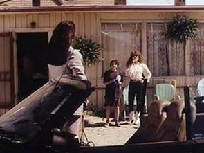 明星甜蜜合照曝光引热议，娱乐圈情侣动态再成焦点