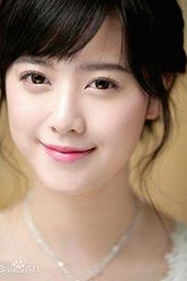 明星爱情背后的甜蜜与纷争：情人节那些不为人知的瞬间